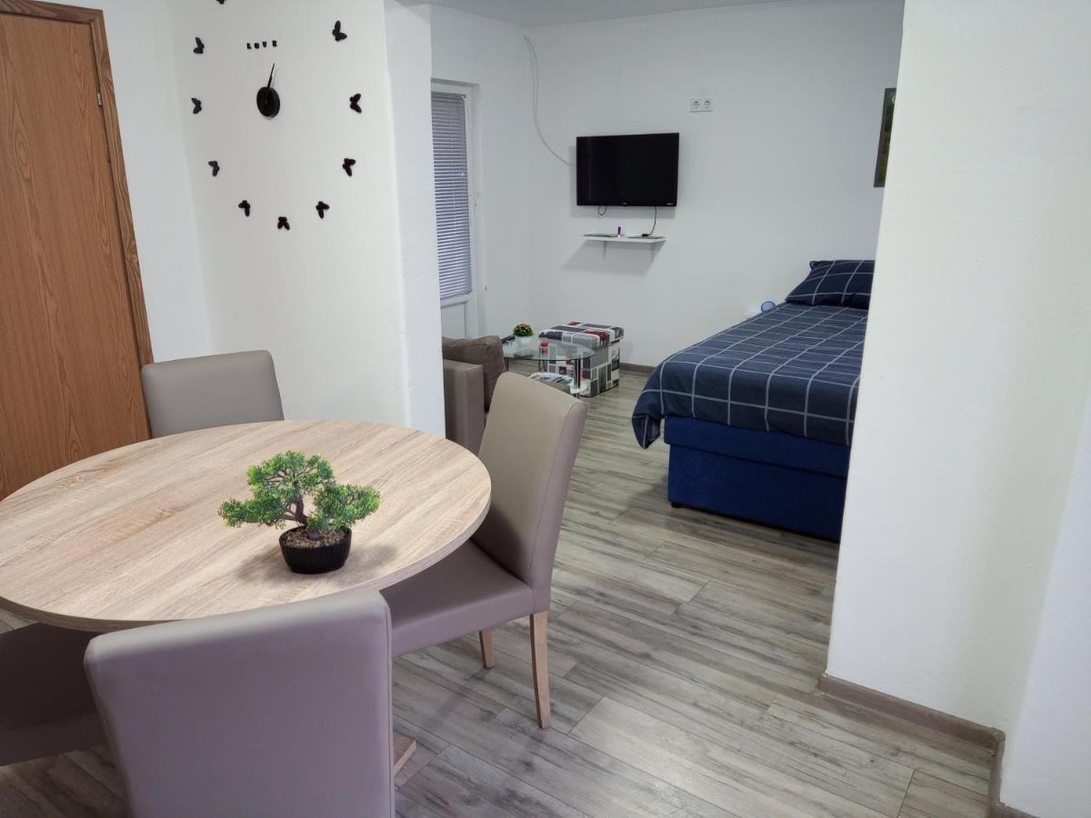 Apartman Borna Otočac Dış mekan fotoğraf